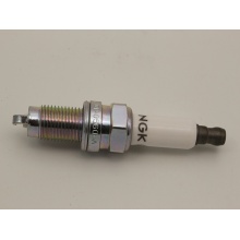 101 905 606 A Spark plug for automotive engine parts/101905606A