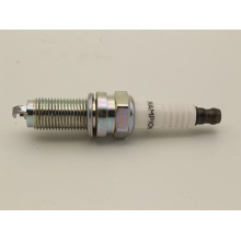 RER8MC Spark plug for automotive engine parts/RER8MC